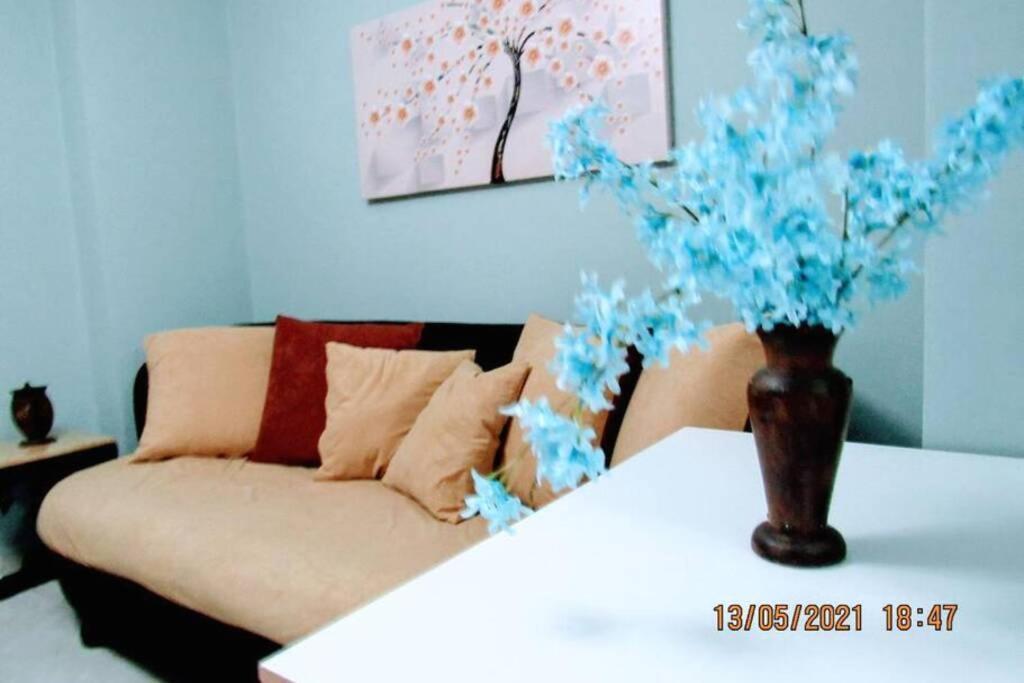 Exrcheia's comfort stay Atenas Exterior foto